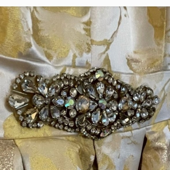 Eliza J. Elegant Gold Floral Women's Ballgown (Size 6) - Picture 3 of 10